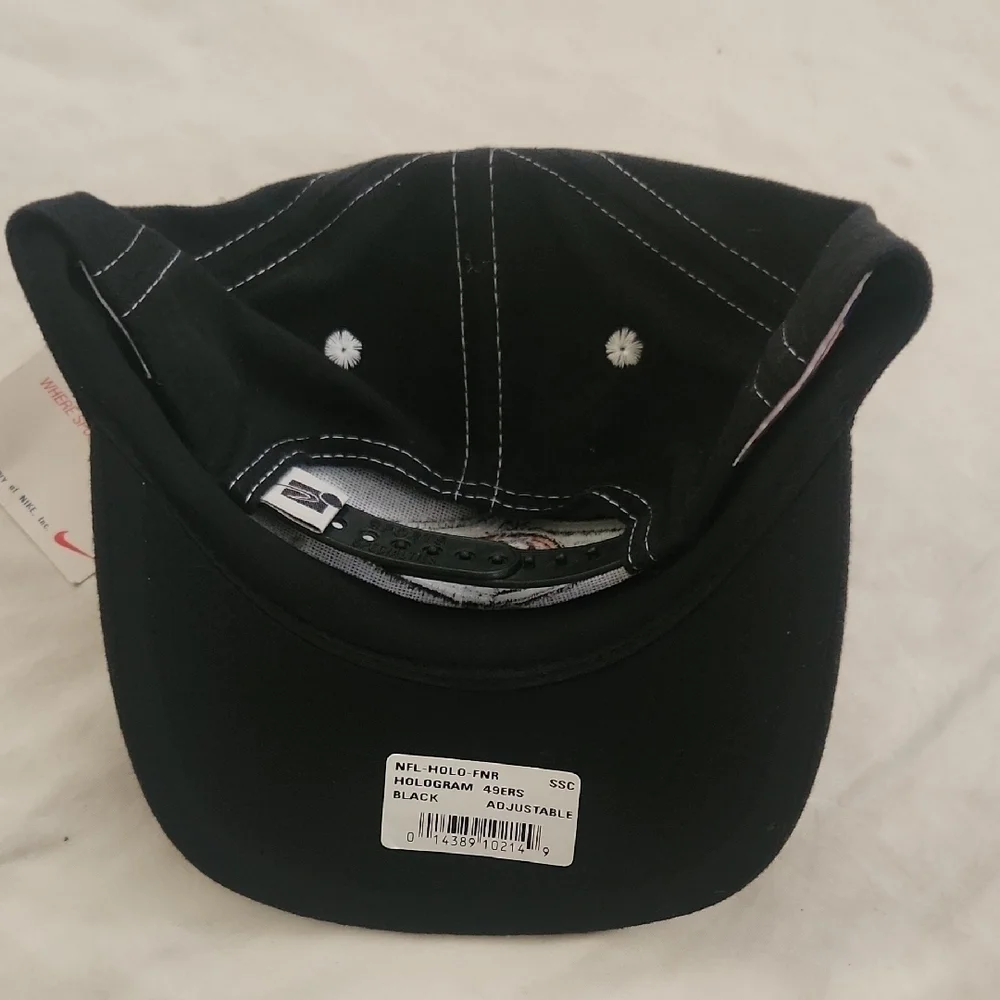 Sports Specialties by Nike 90s Black 49ers Cap with Holographic Logo